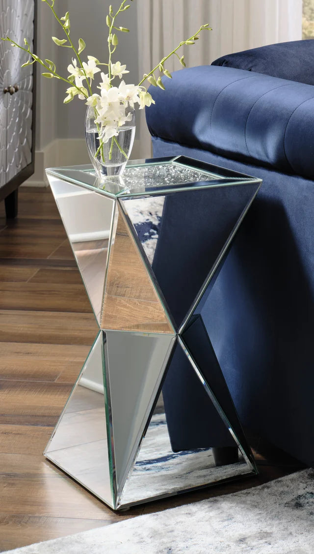 Accent Table