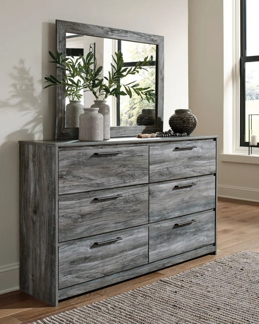 B221 - Dresser (Dresser w/Mirror -SOLD OUT)